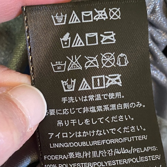 Shimmery Guess dress - Picture 2 of 7